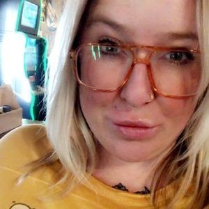 Meet your Posher, Kendall